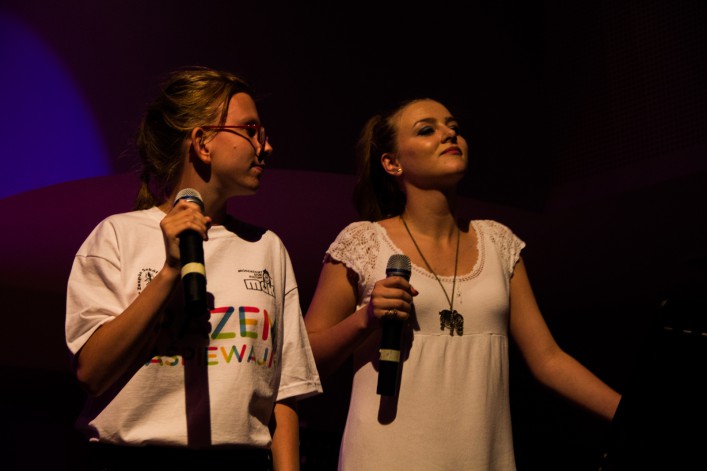 Podczas integracyjnego koncertu `Razem zaśpiewajmy` polały się łzy wzruszenia